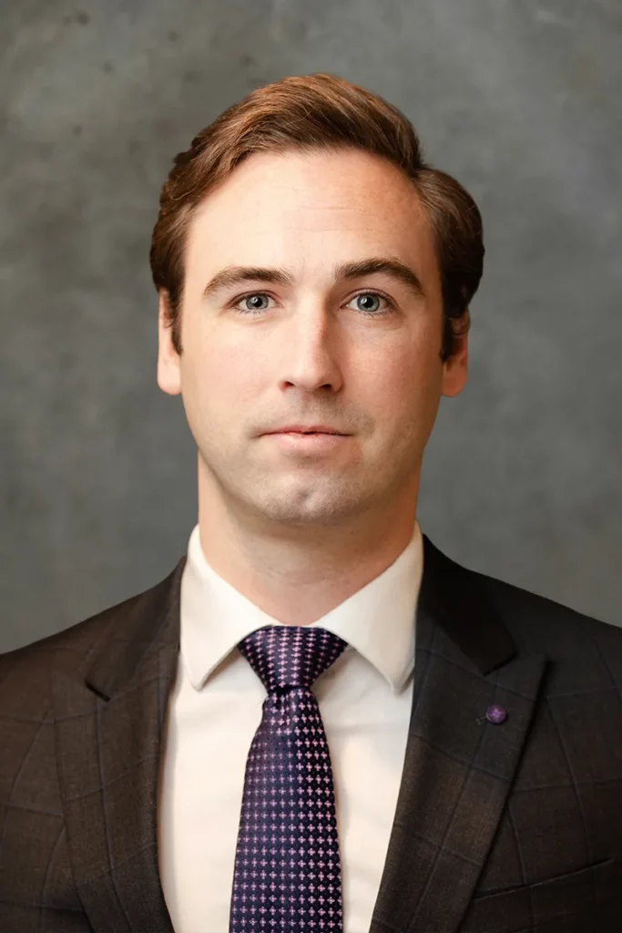 Coulton Bell BARR LLP Lawyer