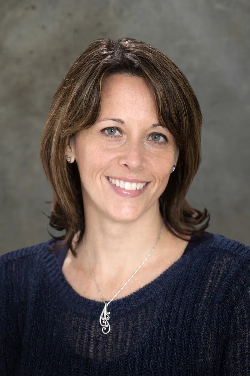 Pam MacDonell BARR LLP Tax Lawyer